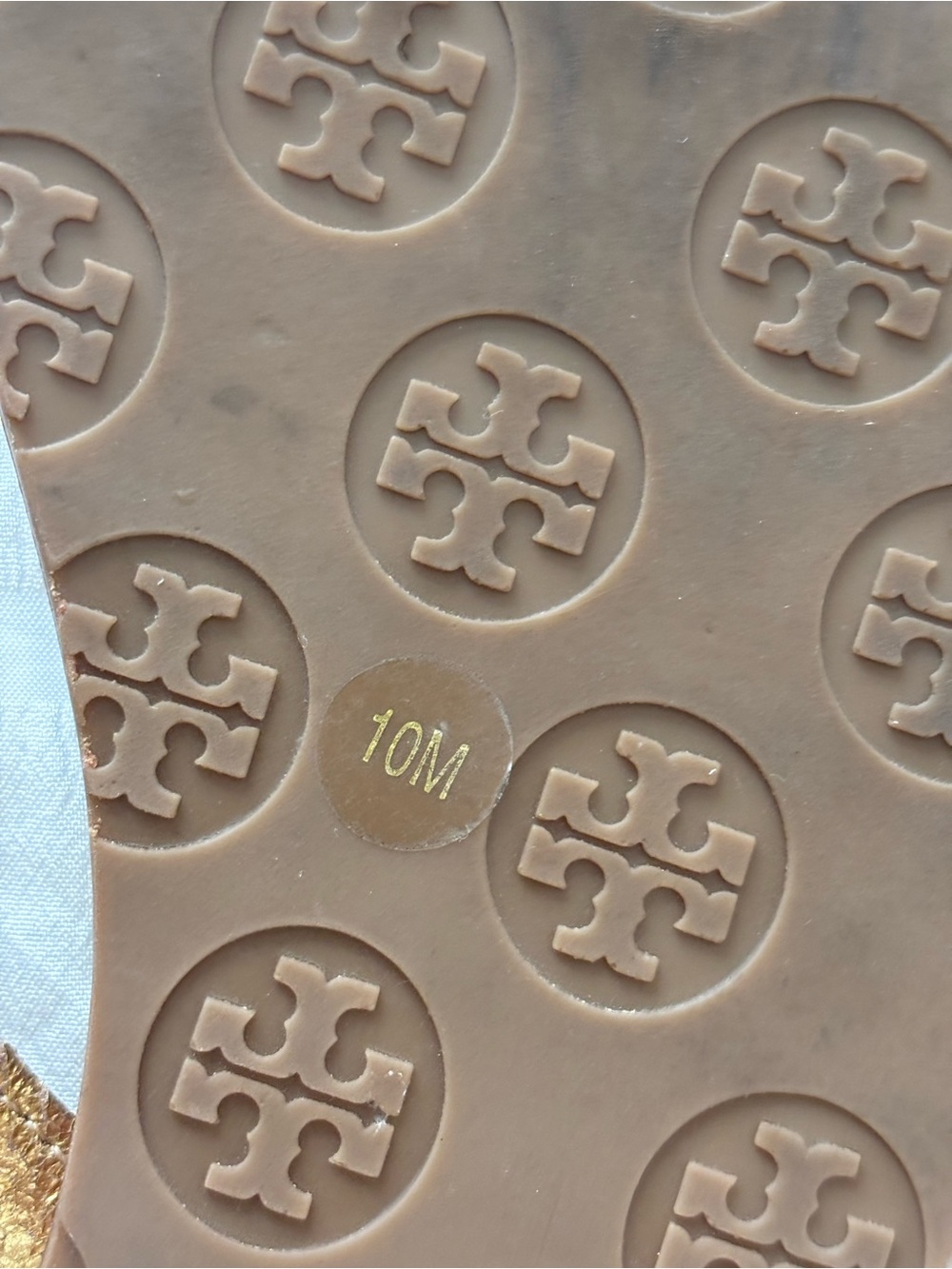 Tory Burch gold sandals 10 - Picture 3 of 6